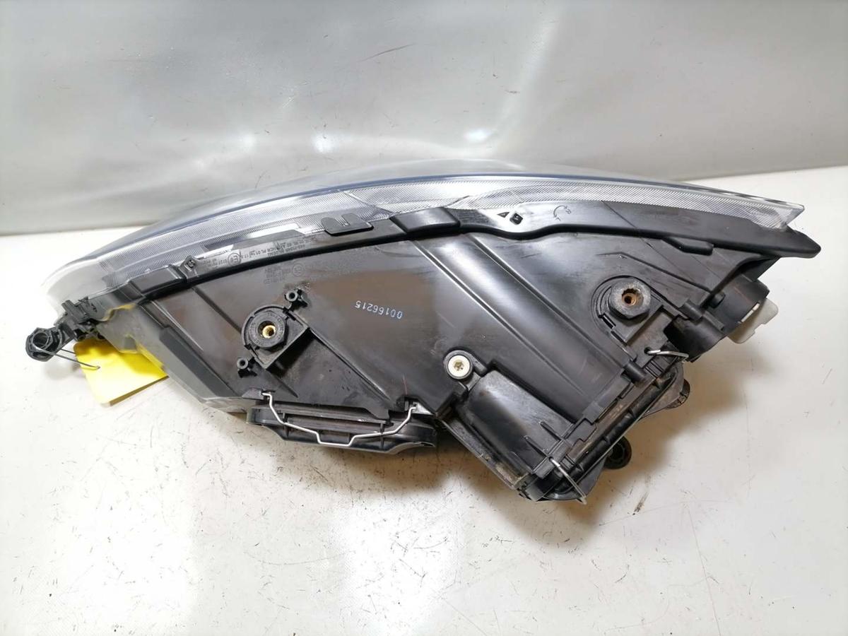 Seat Leon 5F Scheinwerfer vorn rechts Halogen Zubeh&ouml;r Bj.2015